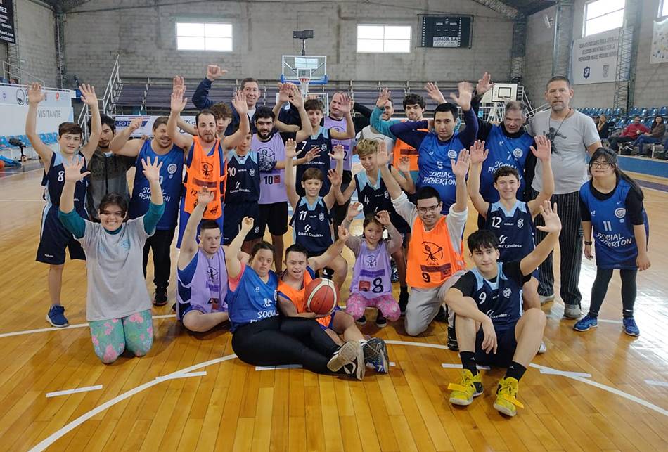 Un doble a la inclusión: «Caramelos Surtidos» y Juventud Deportiva Accesible juegan en Santa Paula