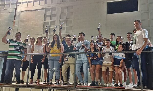 Y el mejor deportista del año es MAURICIO MAGGIONI, representante del taekwondo